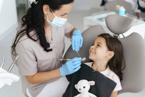 Best Dentist Open Late Near Me  in Fourche Crossing, LA